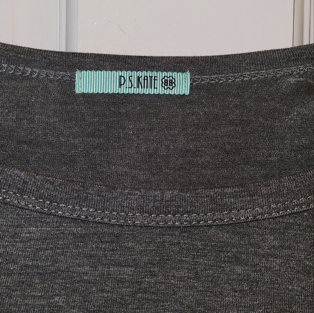 Womens Long Sleeve Sequined Gray Shirt Size Large - Picture 4 of 4